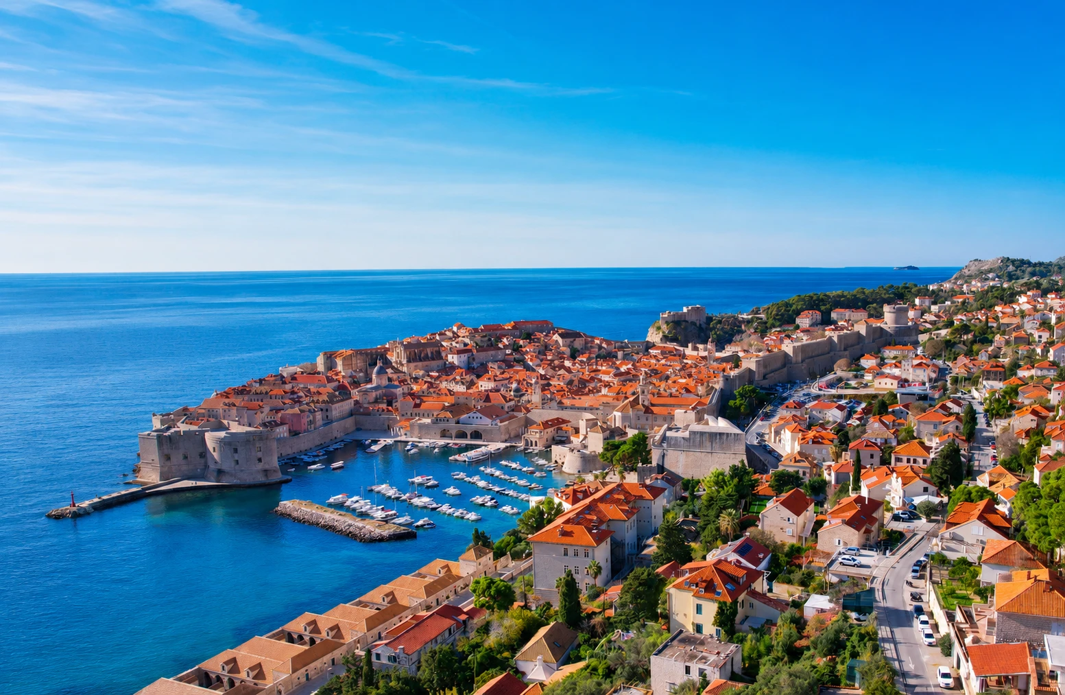 Komforan stan cca 103 m2 | Panoramski pogled na more i Stari grad | Izvrsna lokacija, blizina plaže | Dubrovnik, Ploče